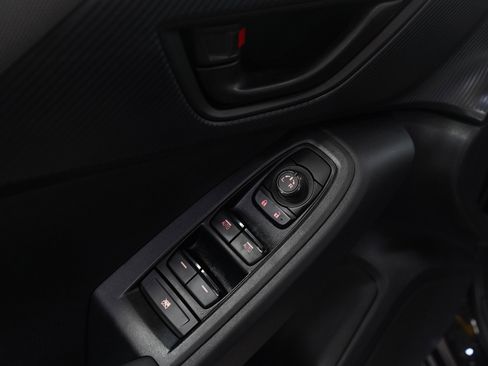 Used 2024 Subaru Crosstrek 2.0i Premium w/ Popular Package #4 image 19