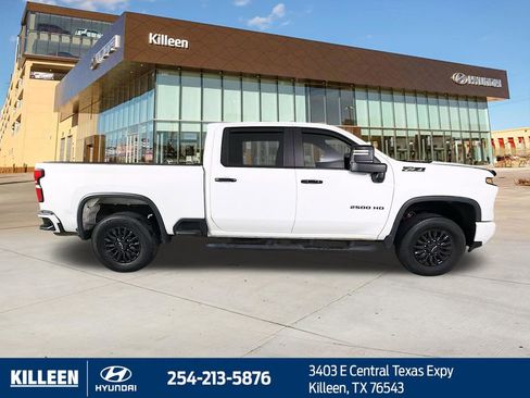 Used 2024 Chevrolet Silverado 2500 LT w/ Z71 Sport Edition AWD/4WD image 9