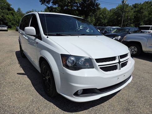 Used 2019 Dodge Grand Caravan GT FWD image 6