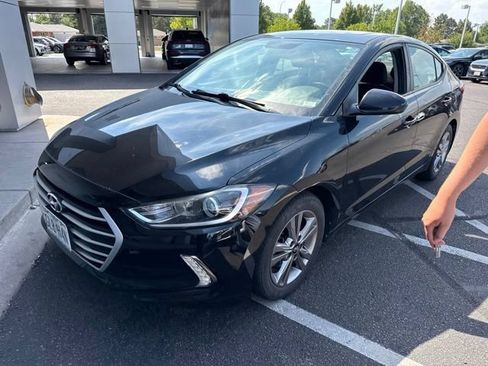 Used 2018 Hyundai Elantra Value Edition FWD image 2