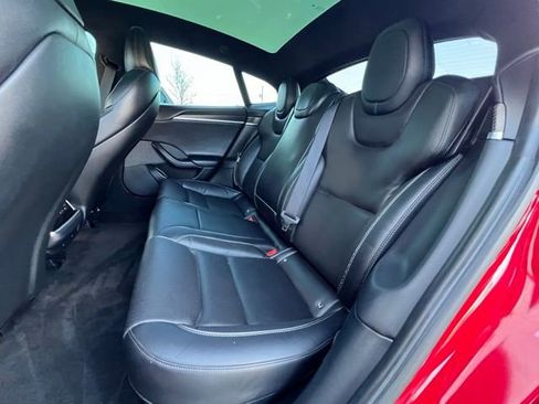 Used 2021 Tesla Model S Plaid image 27