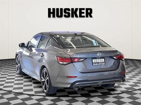 Used 2020 Nissan Sentra SR image 8