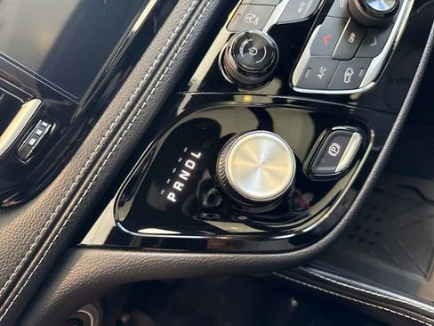 New 2026 Chrysler Pacifica Limited w/ S Appearance Package image 26