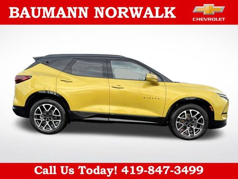 Used 2023 Chevrolet Blazer RS FWD image 8