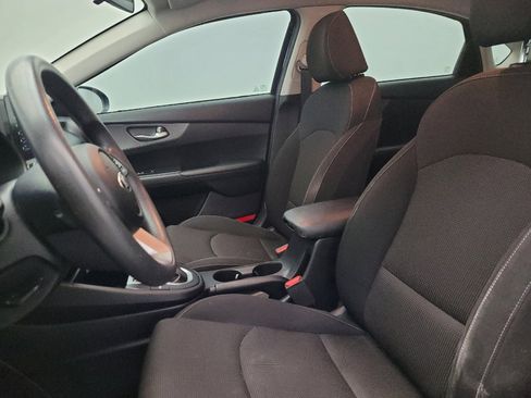 Used 2021 Kia Forte LXS FWD image 17