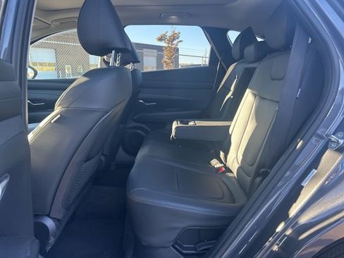 Used 2025 Hyundai Tucson SEL image 20