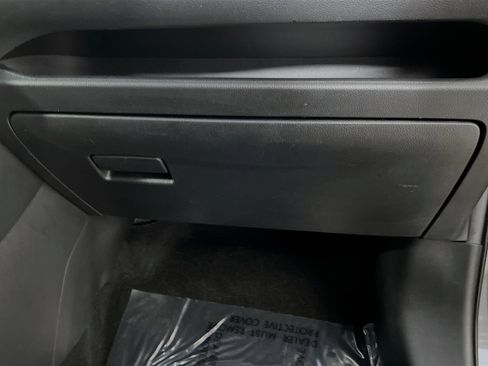 Used 2021 Toyota RAV4 XLE image 35