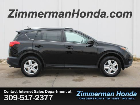 Used 2016 Toyota RAV4 XLE image 1