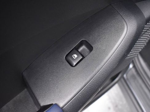 Used 2024 Kia Seltos S AWD/4WD image 10