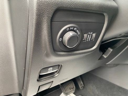 New 2026 Jeep Grand Cherokee Altitude AWD/4WD image 23