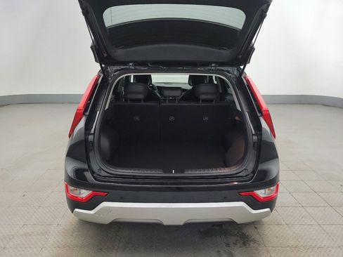 Used 2023 Kia Niro EX w/ EX Cold Weather Package FWD image 29