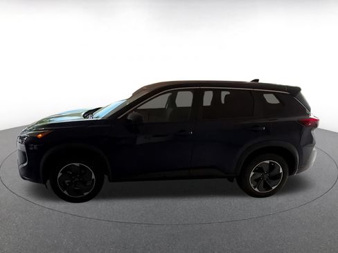 Used 2025 Nissan Rogue SV FWD image 9