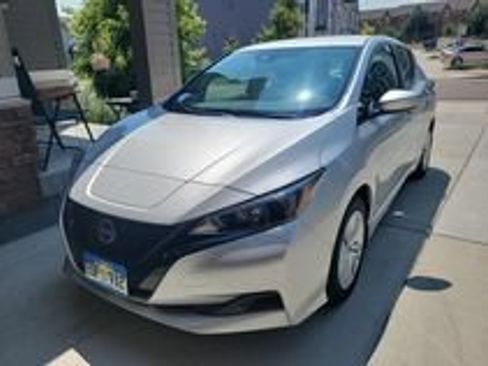 Used 2025 Nissan Leaf S FWD image 21