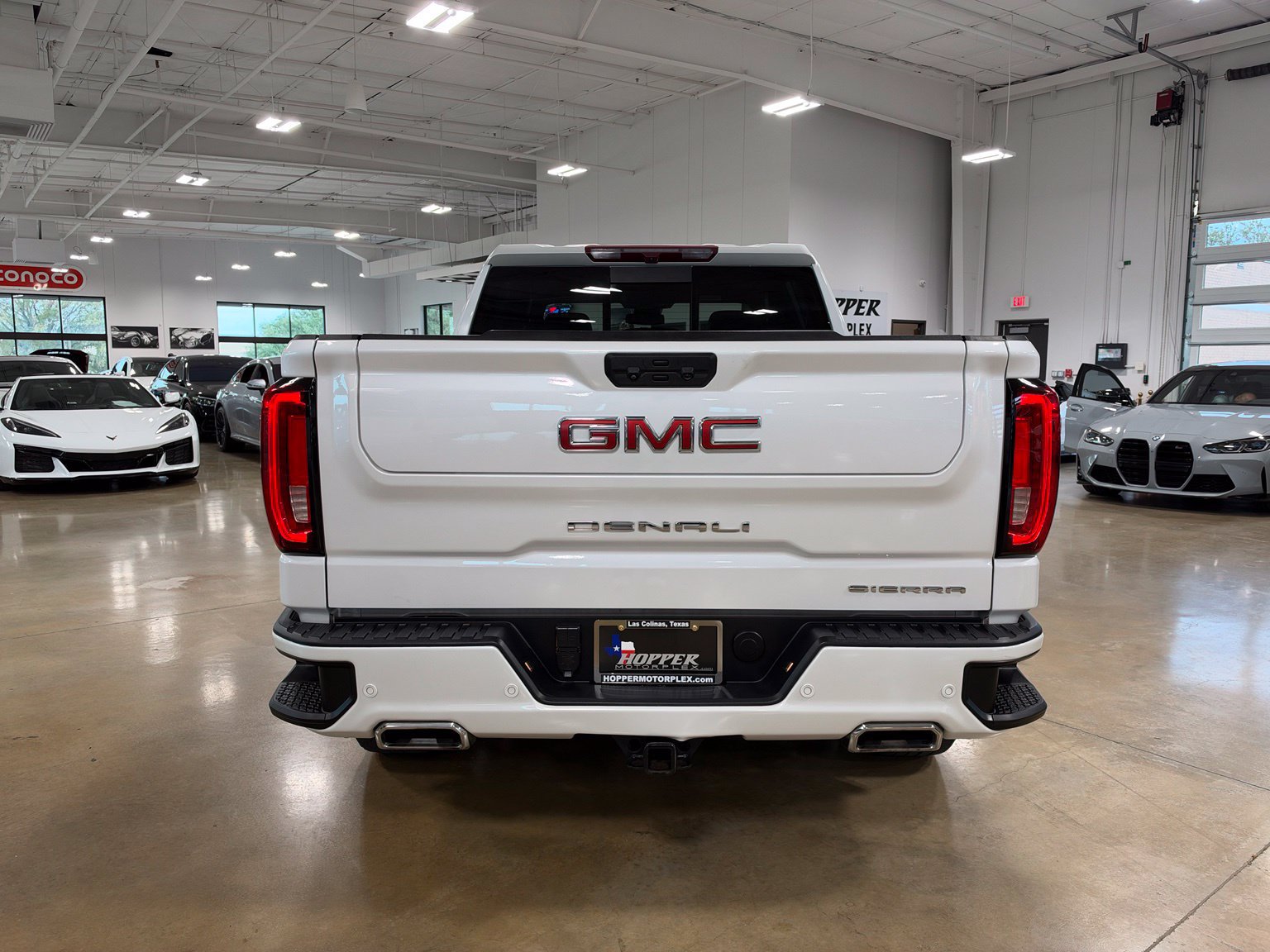 Used 2024 GMC Sierra 1500 Denali AWD/4WD image 6