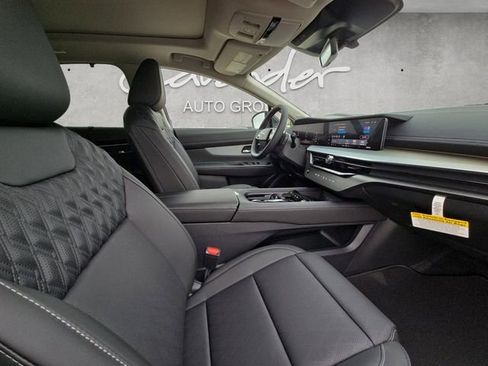 New 2026 Nissan Murano Platinum image 24