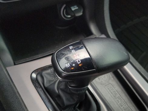 Used 2022 Dodge Charger SXT w/ Blacktop Package RWD image 9