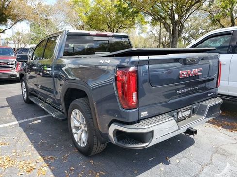 Used 2021 GMC Sierra 1500 SLT w/ SLT Premium Package image 3