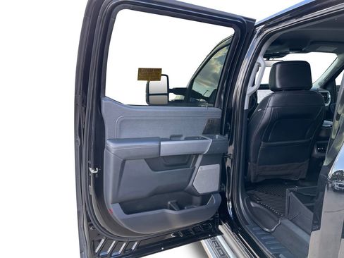 Used 2024 Ford F350 Lariat w/ FX4 Off-Road Package image 24