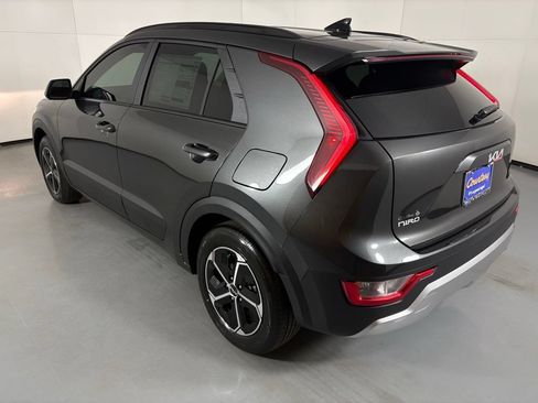 New 2026 Kia Niro LX FWD image 5