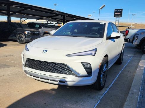 New 2026 Buick Envista Avenir image 8