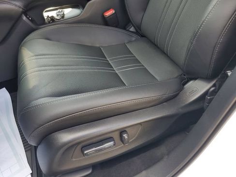 Used 2025 Honda HR-V EX-L image 19