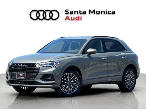 Used 2023 Audi Q3 2.0T Premium w/ Convenience Package AWD/4WD image 1