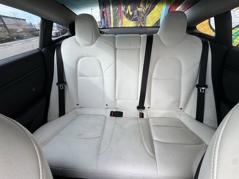 Used 2021 Tesla Model 3 Performance image 11