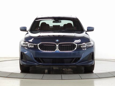 Used 2026 BMW 330i xDrive Sedan w/ Premium Package image 2