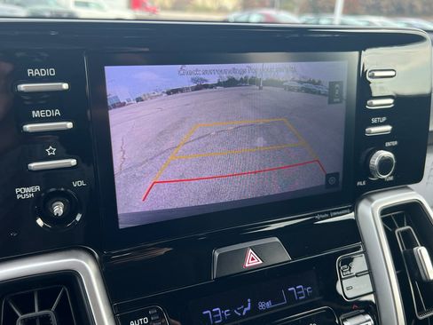 Used 2021 Kia Sorento S image 26