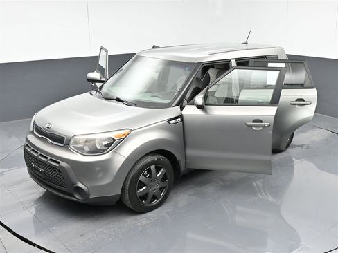 Used 2015 Kia Soul image 37