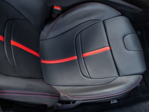 Used 2021 Ferrari SF90 Stradale AWD/4WD image 50