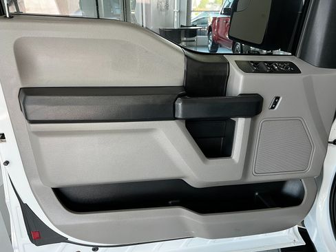 Used 2016 Ford F150 XL w/ XL Power Equipment Group AWD/4WD image 8