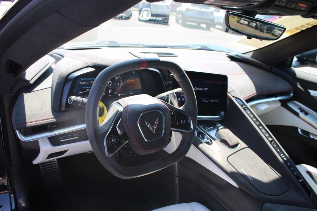 Used 2023 Chevrolet Corvette Stingray Premium Cpe w/ Z51 Performance Package RWD image 26