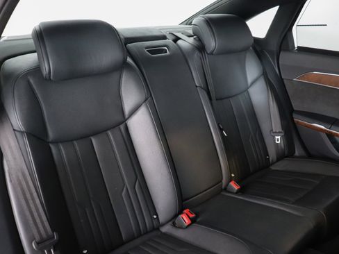 Used 2020 Audi A8 L 4.0T w/ Sport Plus Package image 19
