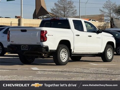 Used 2023 Chevrolet Colorado W/T image 6