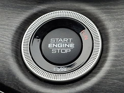 Used 2021 Jeep Grand Cherokee L Limited image 25