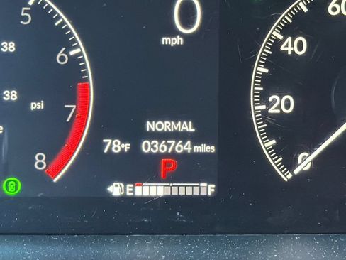 Used 2025 Honda Pilot EX-L image 24