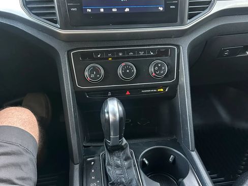 Used 2018 Volkswagen Atlas SE FWD image 22