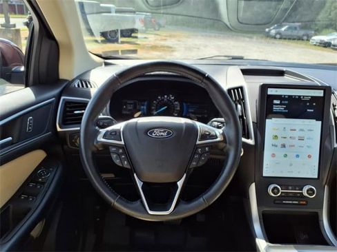 Used 2022 Ford Edge SEL w/ Convenience Package image 18