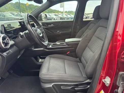 Used 2025 Chevrolet Equinox LT AWD/4WD image 19