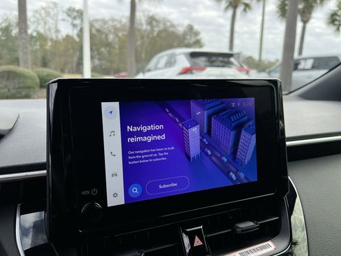 Used 2024 Toyota Corolla SE image 23