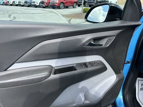 New 2027 Chevrolet Bolt LT w/ Comfort Package image 18