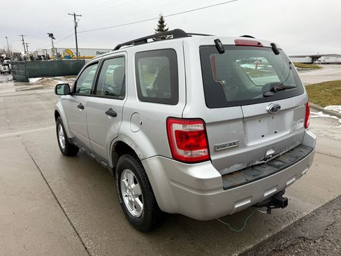 Used 2012 Ford Escape XLS image 7