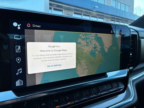 Used 2024 Chevrolet Silverado 1500 High Country w/ Technology Package image 20