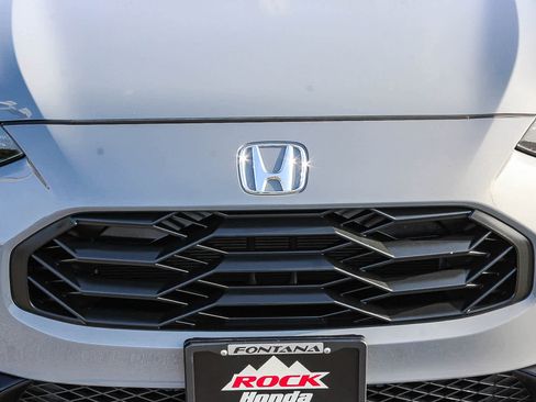 Certified 2025 Honda HR-V Sport image 5