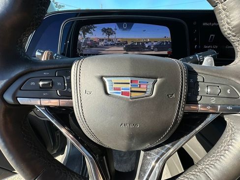 Used 2023 Cadillac Escalade V w/ LPO, ONYX Package AWD/4WD image 17