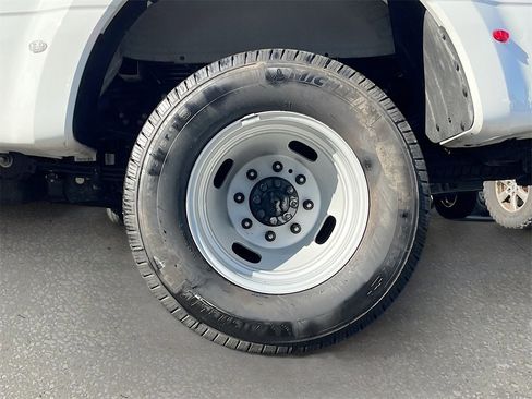 Used 2025 Ford F350 XL image 27