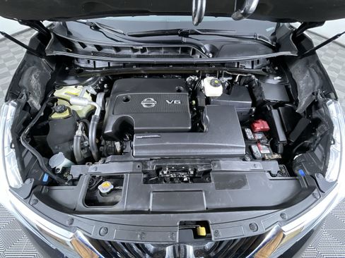 Used 2018 Nissan Murano SV image 27