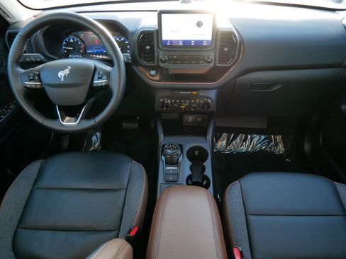 Used 2023 Ford Bronco Sport Outer Banks w/ Tech Package image 10