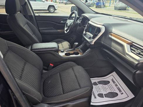 Used 2017 GMC Acadia SLE w/ Driver Alert Package I FWD image 13
